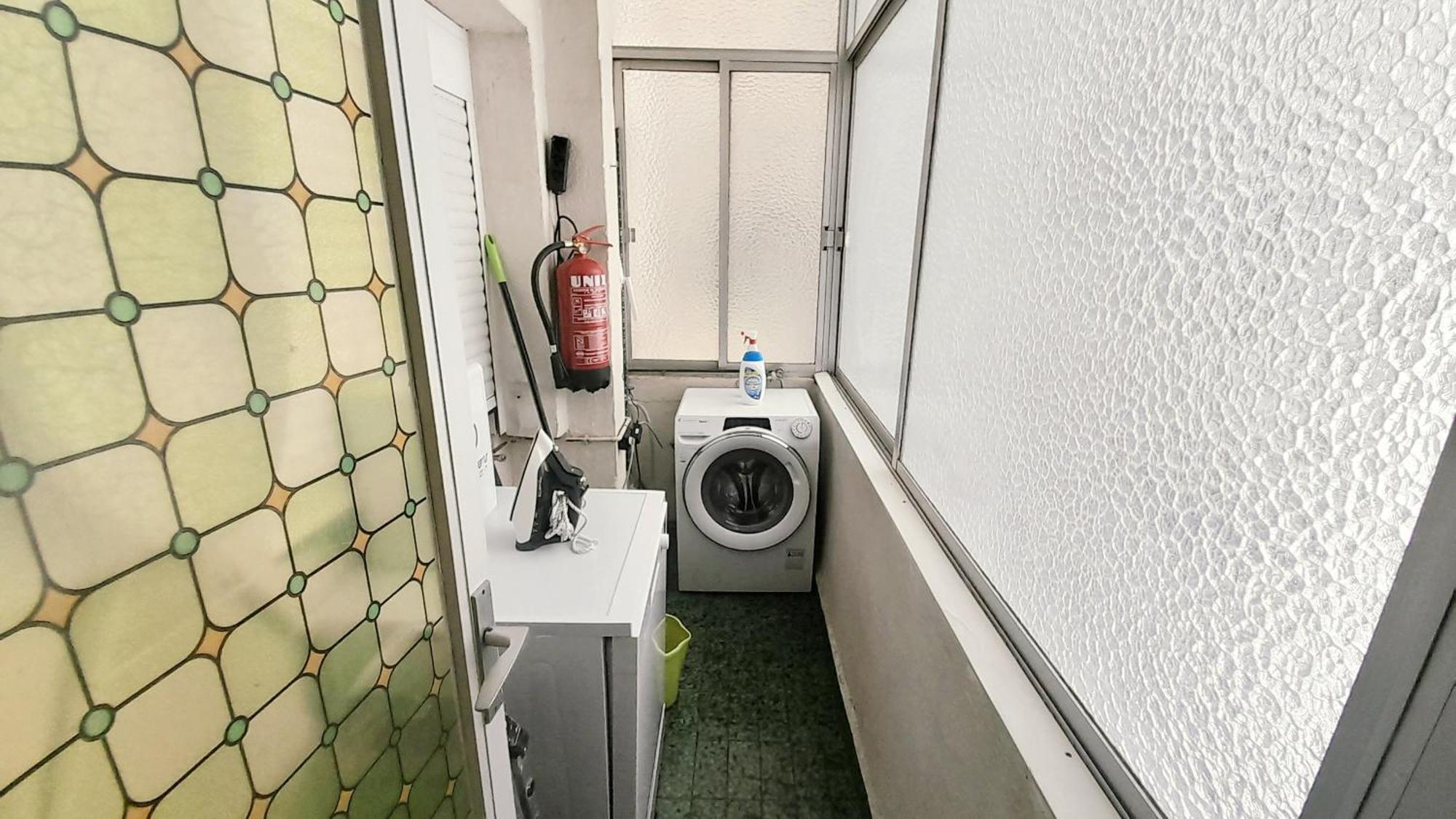 A Tus Pies Iii, Centro Apartment